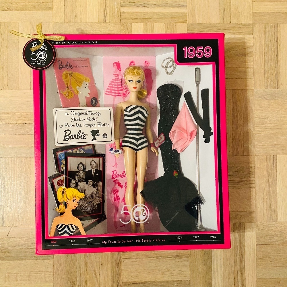 Barbie Collector - Replica of the Original Teenage Fashion Model Barbie - NIB